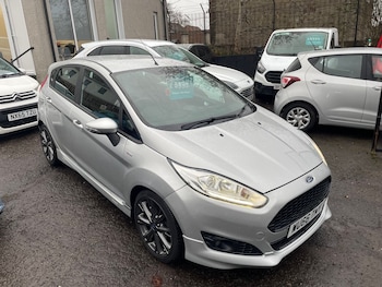 Used Ford Fiesta 2016 for sale - 76574957: Photo