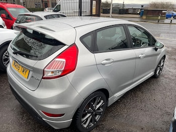 Used Ford Fiesta 2016 for sale - 76574957: Photo