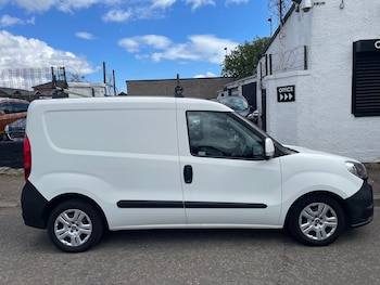 Used Fiat Doblo 2017 for sale - 75522278: Photo