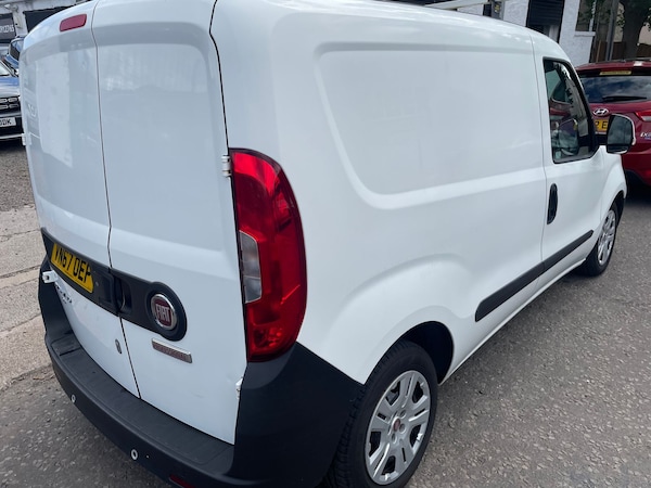 Used Fiat Doblo 2017 for sale - 75522278: Photo 4