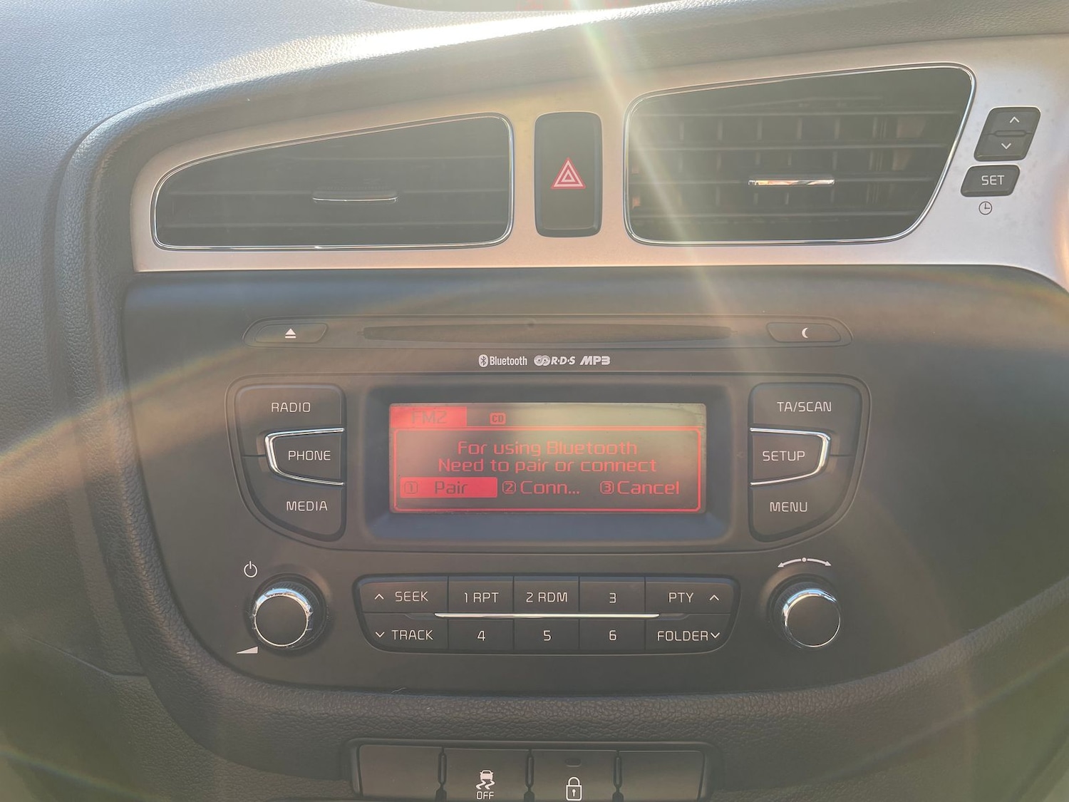 Used Kia Ceed 2013 for sale - 76704533: Photo 14