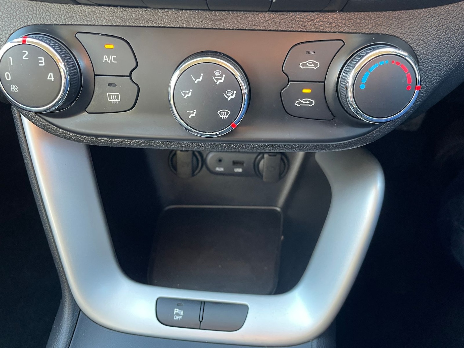 Used Kia Ceed 2013 for sale - 76704533: Photo 15