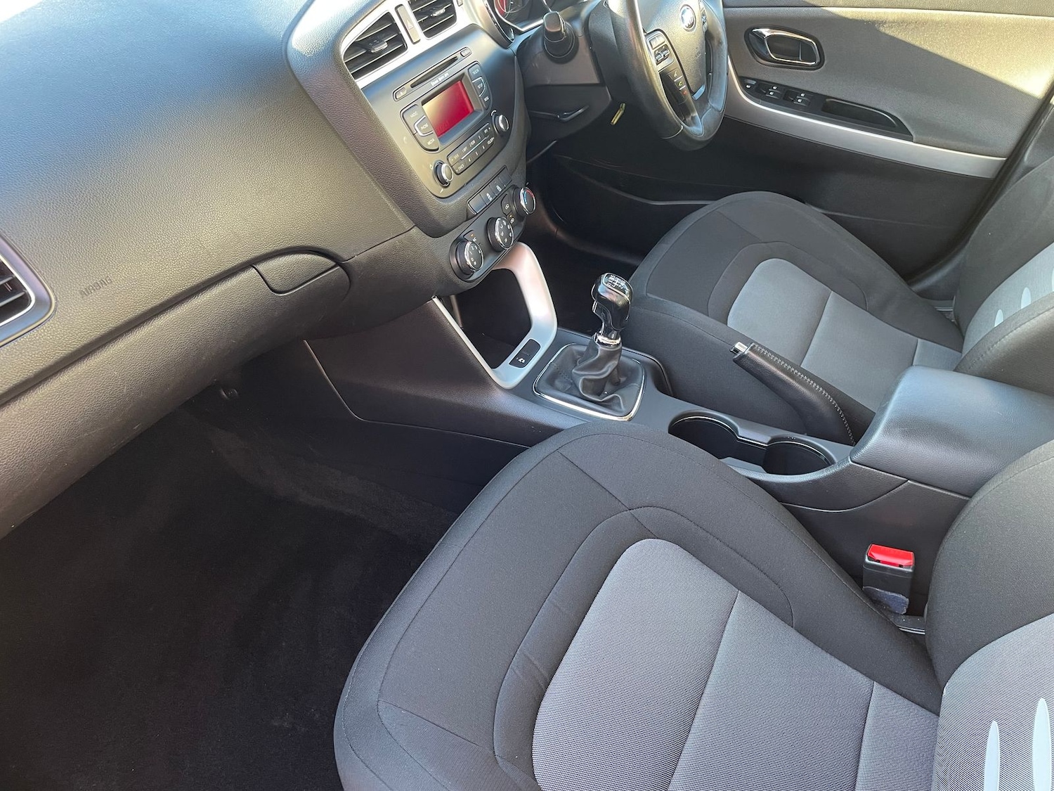 Used Kia Ceed 2013 for sale - 76704533: Photo 8