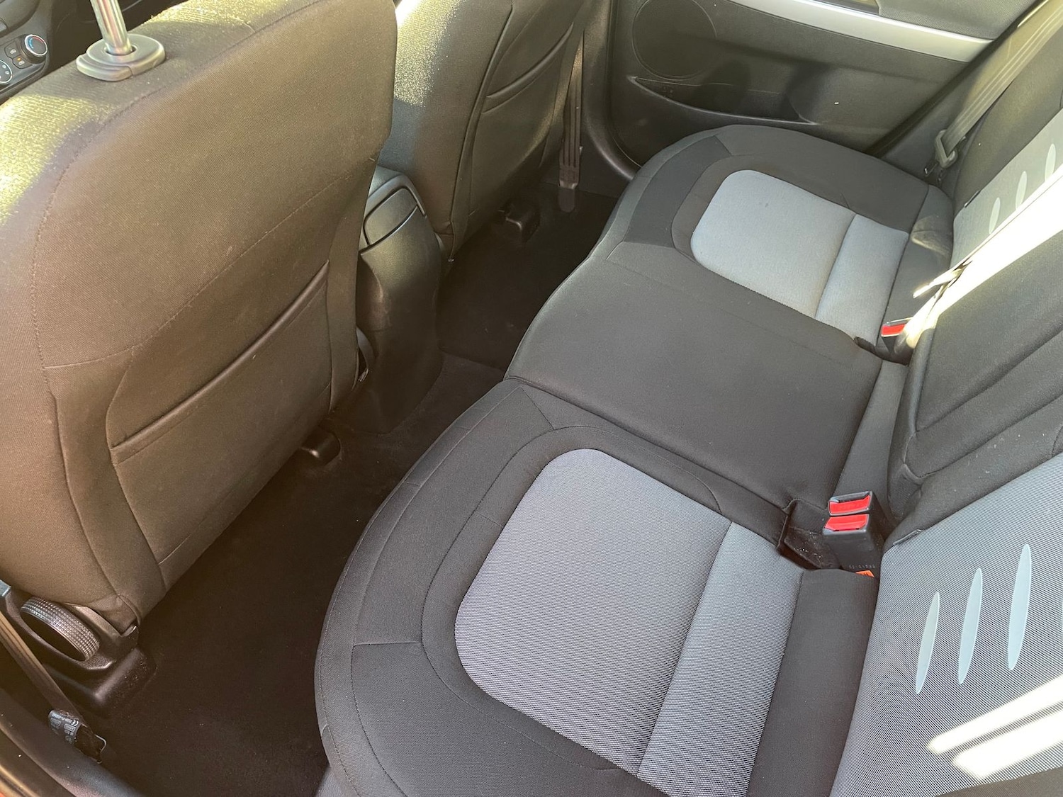 Used Kia Ceed 2013 for sale - 76704533: Photo 9