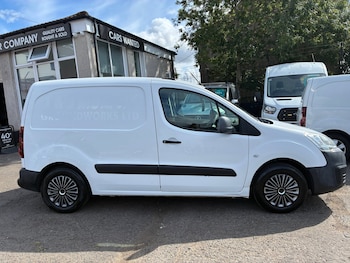 Used Citroen Berlingo 2017 for sale - 79382137: Photo