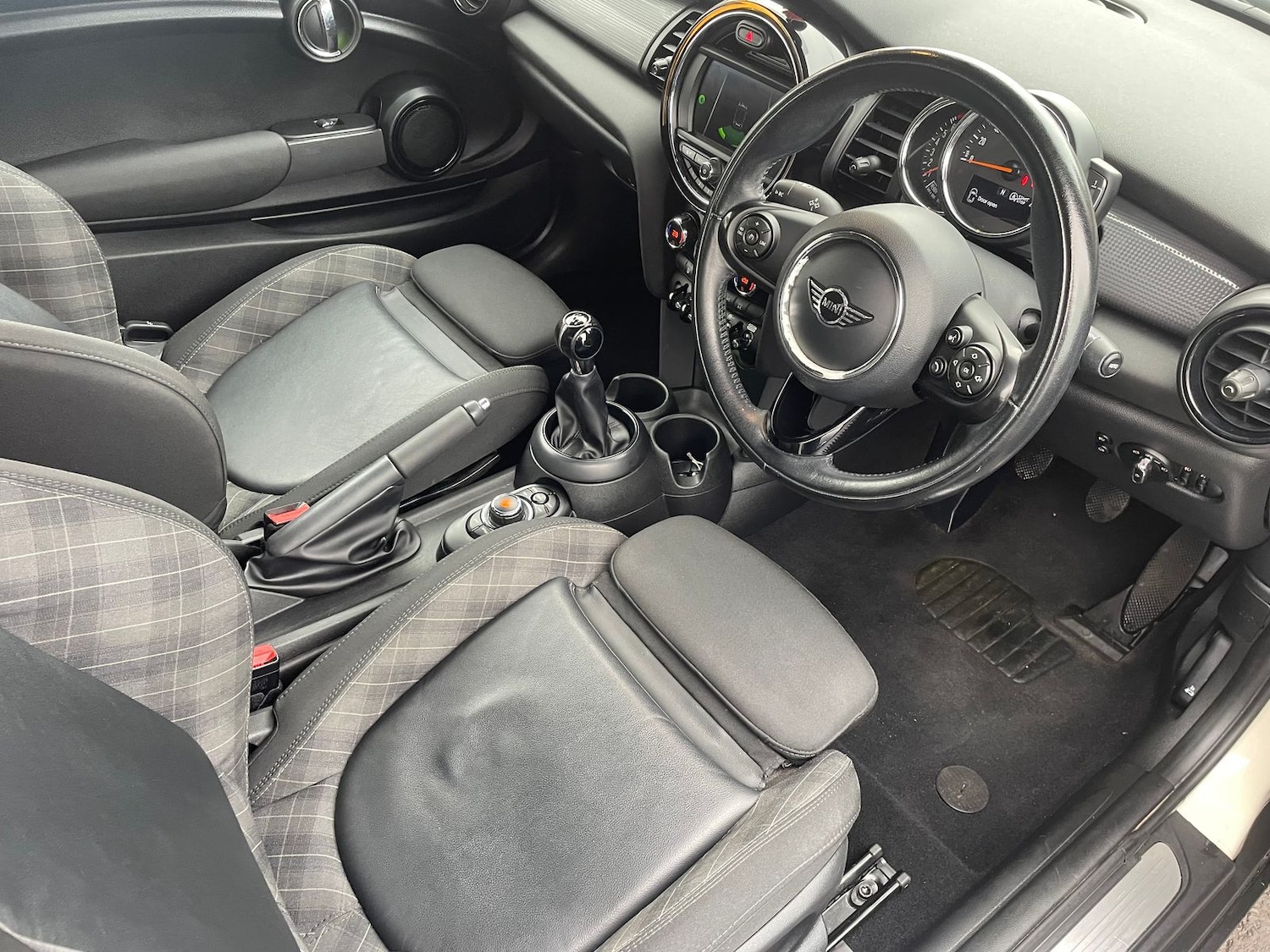 Used MINI Convertible 2018 for sale - 76539734: Photo 14