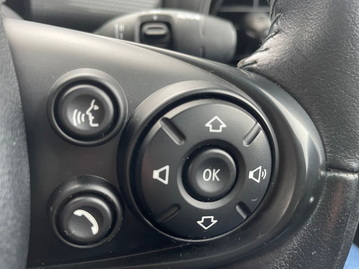 Used MINI Convertible 2018 for sale - 76539734: Photo 22