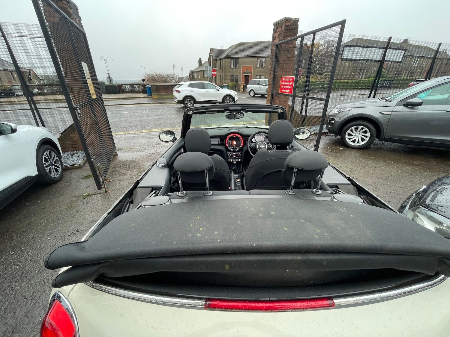 Used MINI Convertible 2018 for sale - 76539734: Photo 25