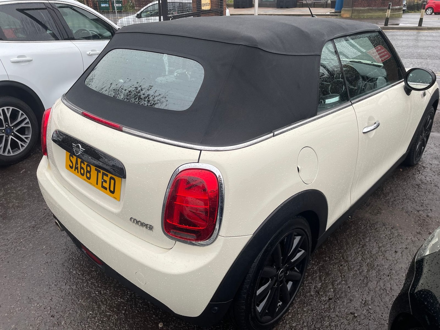 Used MINI Convertible 2018 for sale - 76539734: Photo 5