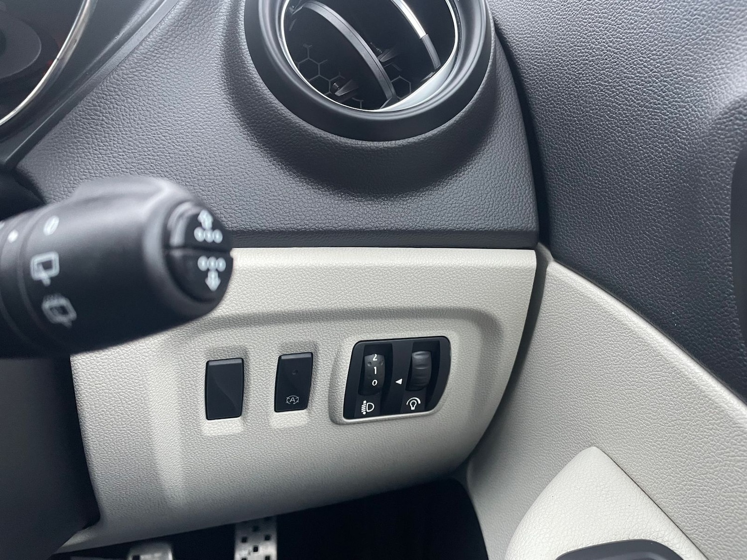 Used Renault Captur 2018 for sale - 73919248: Photo 21