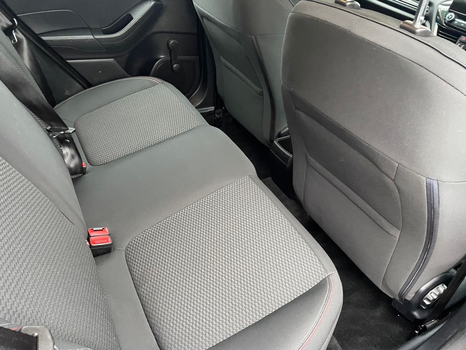 Used Ford Fiesta 2018 for sale - 76574940: Photo 12