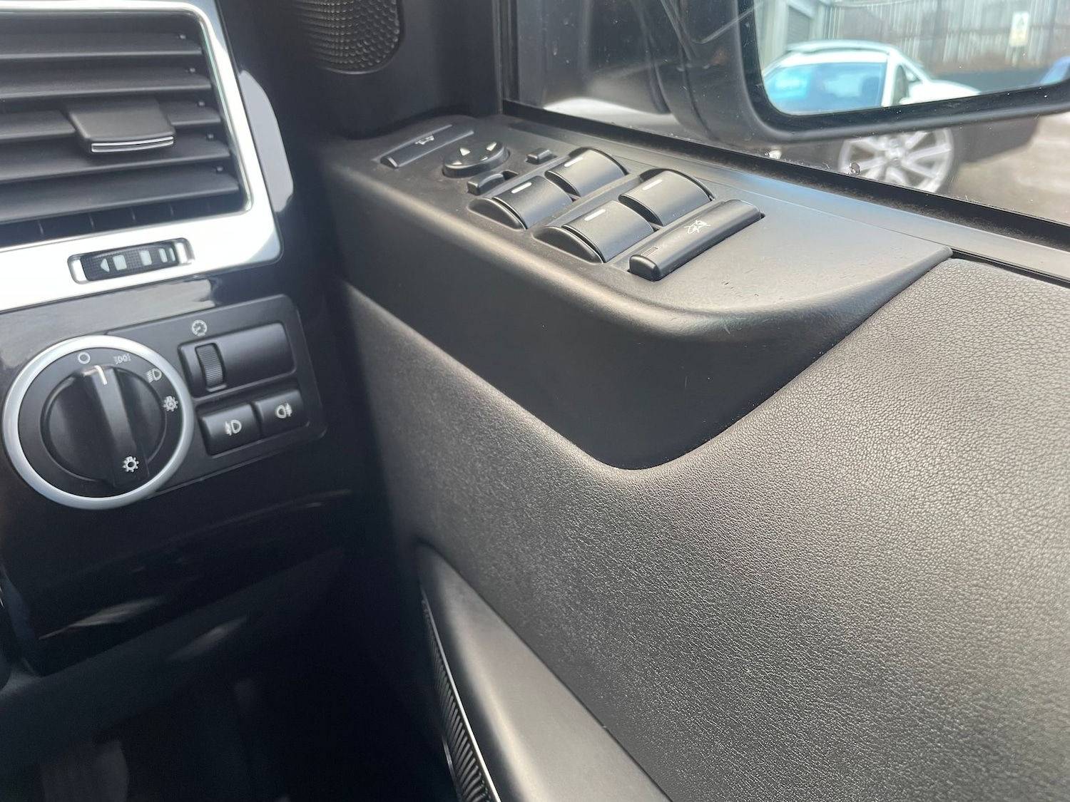 Used Land Rover Range Rover 2011 for sale - 77145915: Photo 24