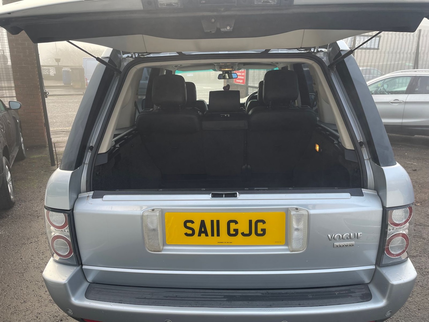 Used Land Rover Range Rover 2011 for sale - 77145915: Photo 3