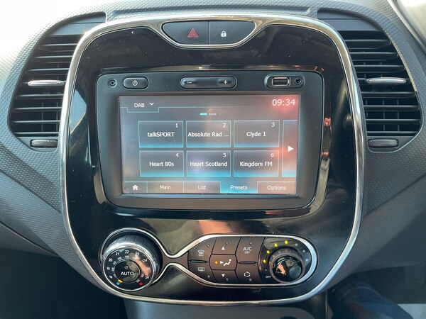 Used Renault Captur 2015 for sale - 74359712: Photo 18