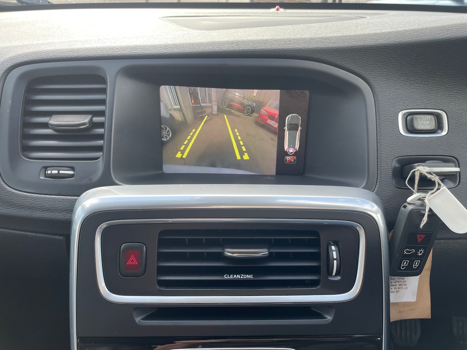 Used Volvo V60 2017 for sale - 78049915: Photo 15