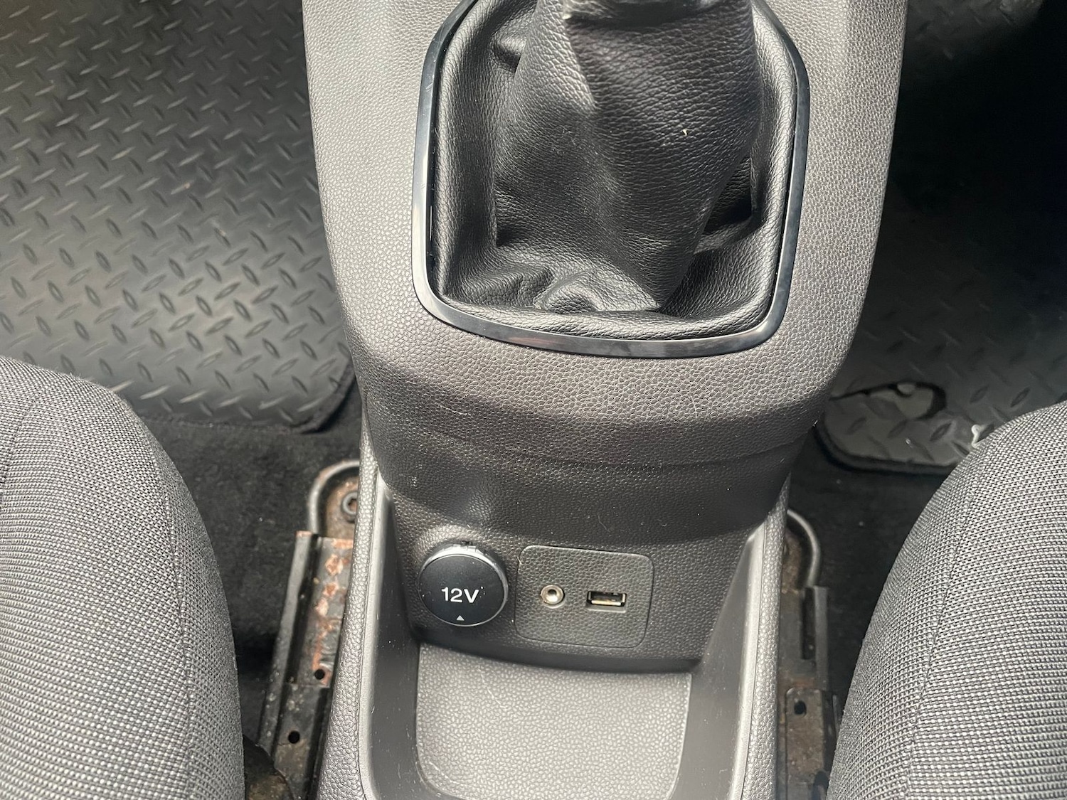 Used Ford Fiesta 2015 for sale - 77134063: Photo 13