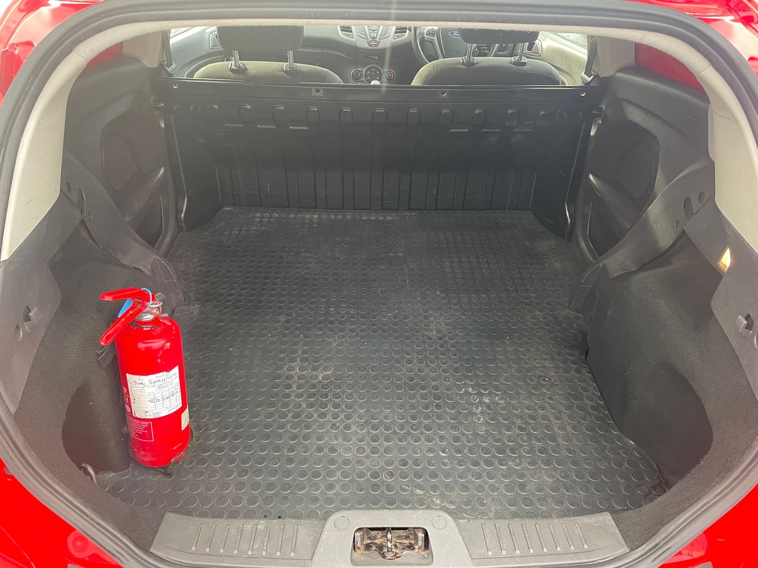 Used Ford Fiesta 2015 for sale - 77134063: Photo 9