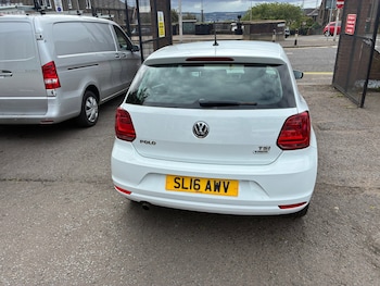 Used Volkswagen Polo 2016 for sale - 79583350: Photo