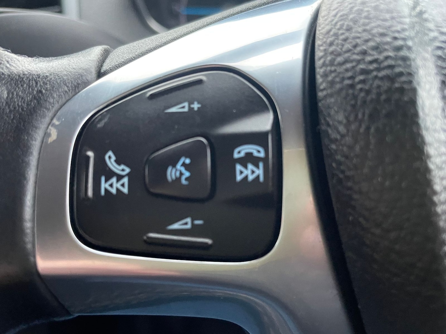 Used Ford Ecosport 2016 for sale - 76826852: Photo 18