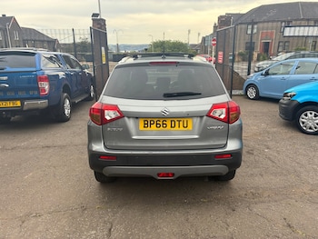 Used Suzuki Vitara 2017 for sale - 79510449: Photo