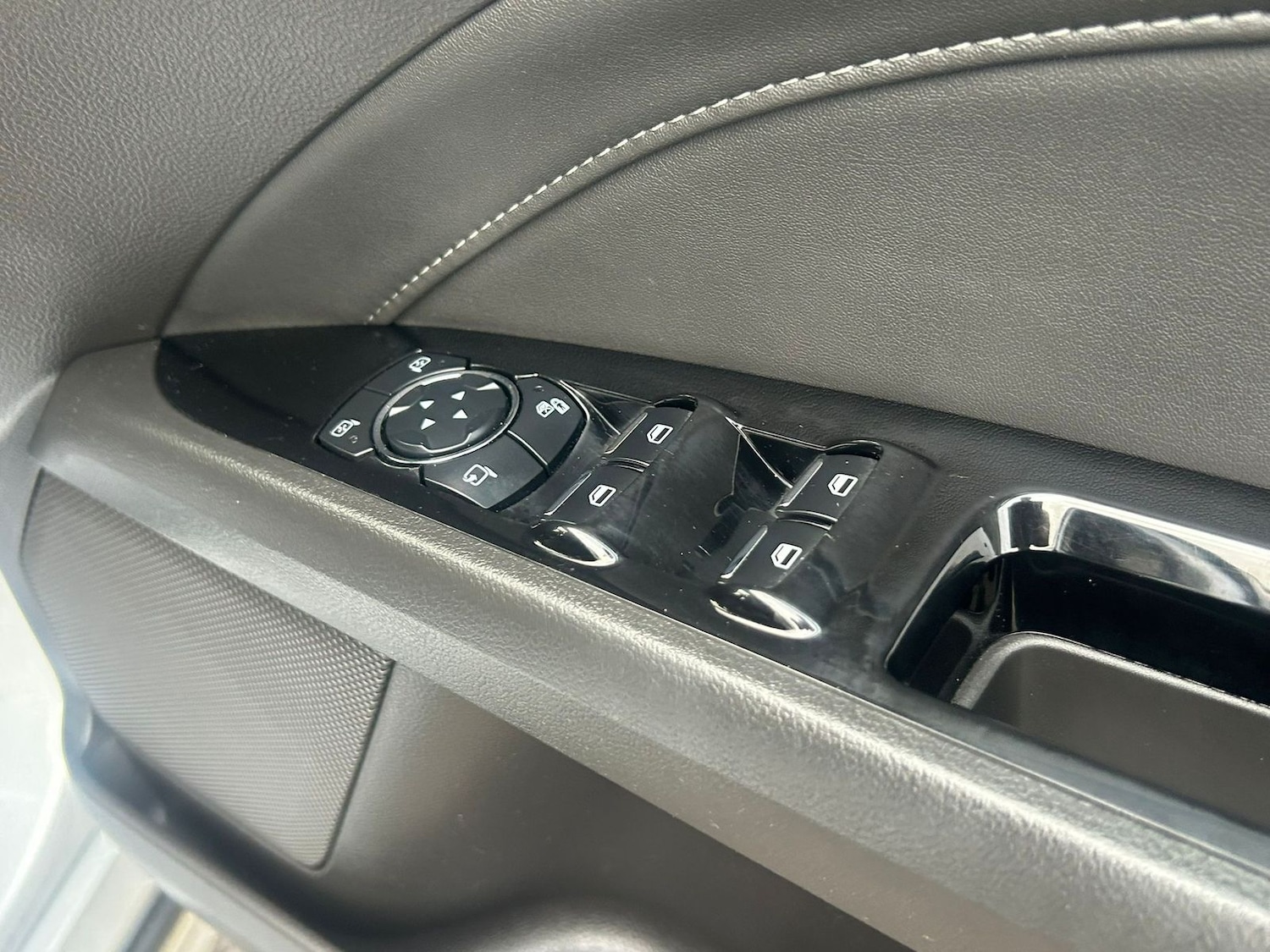 Used Ford Mondeo 2017 for sale - 76297385: Photo 11