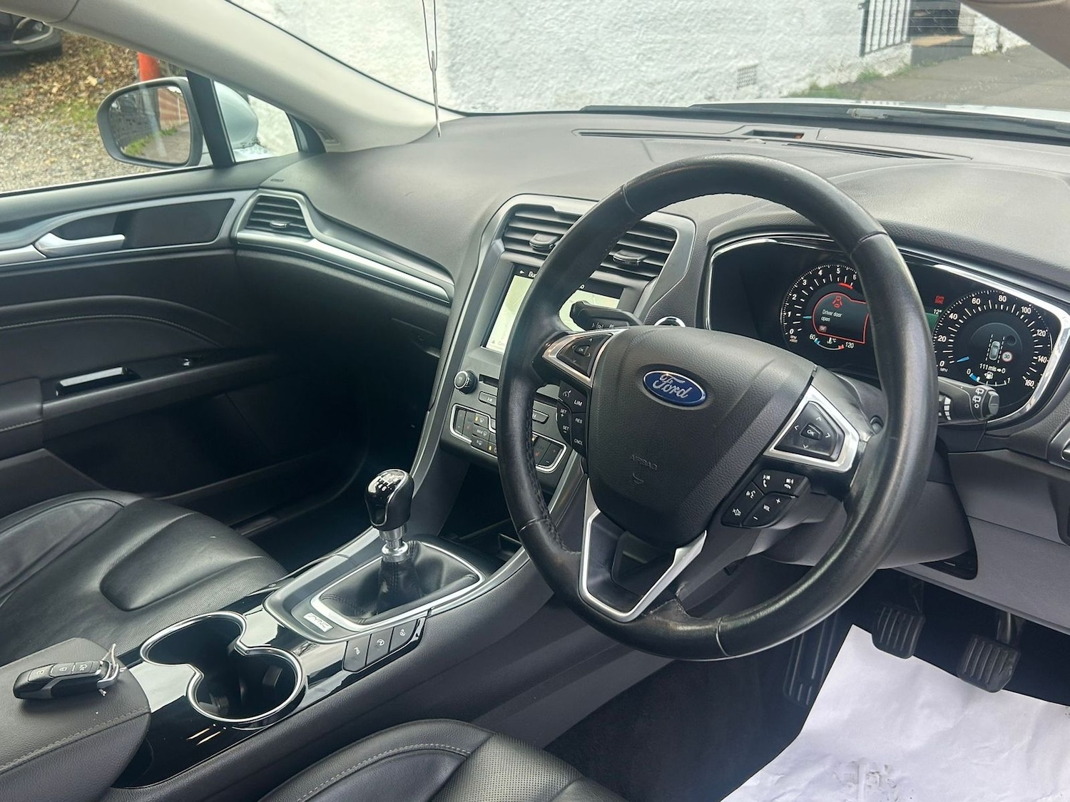 Used Ford Mondeo 2017 for sale - 76297385: Photo 12