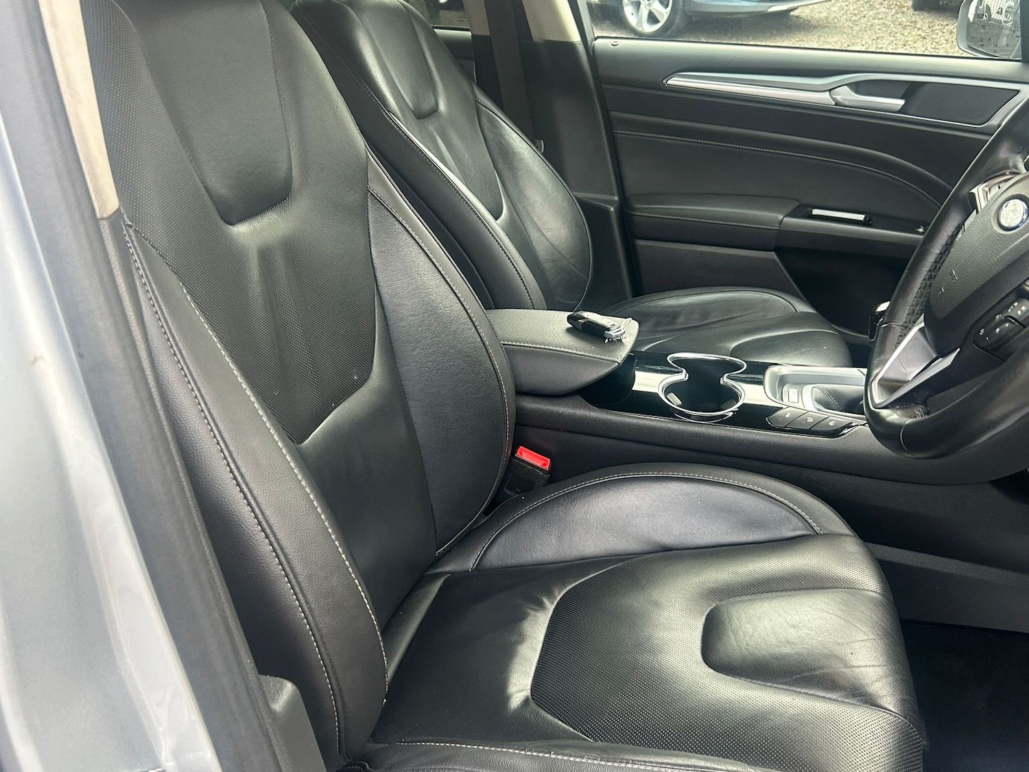 Used Ford Mondeo 2017 for sale - 76297385: Photo 15