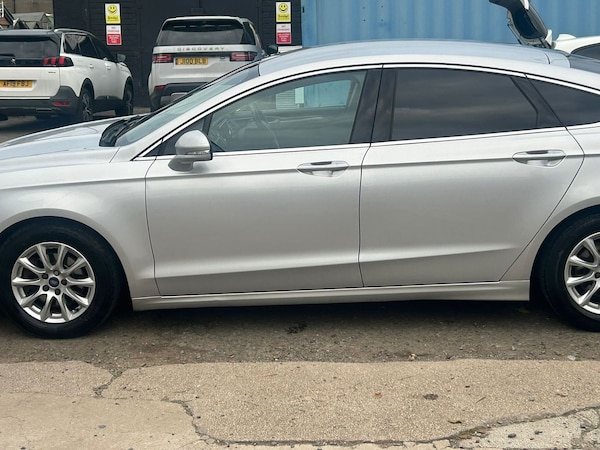 Used Ford Mondeo 2017 for sale - 76297385: Photo 7