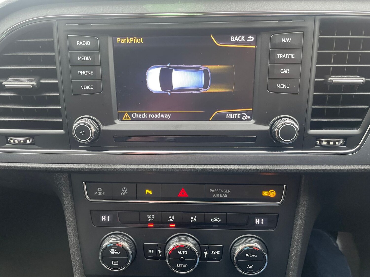 Used SEAT Leon 2014 for sale - 77685832: Photo 10