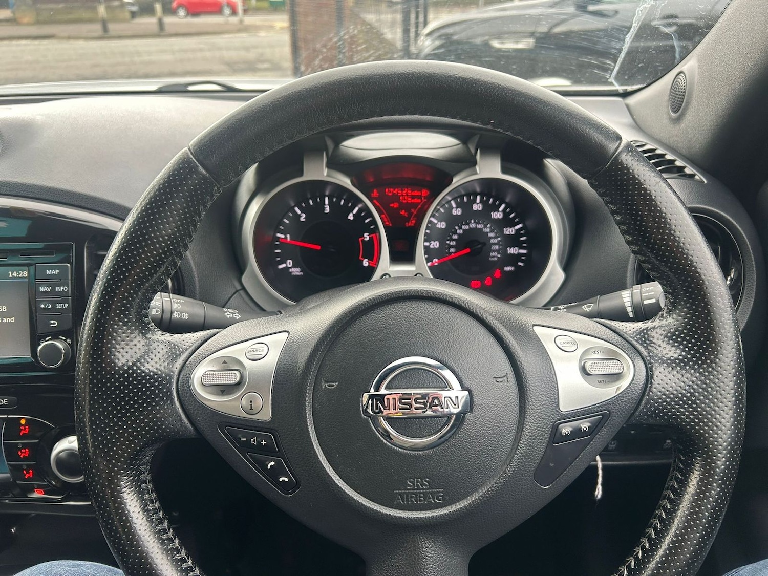 Used Nissan Juke 2015 for sale - 77618455: Photo 21