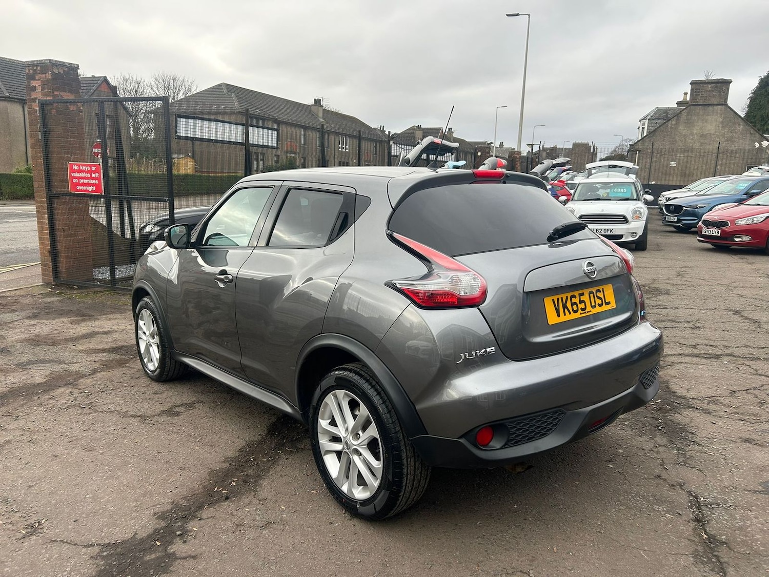 Used Nissan Juke 2015 for sale - 77618455: Photo 6