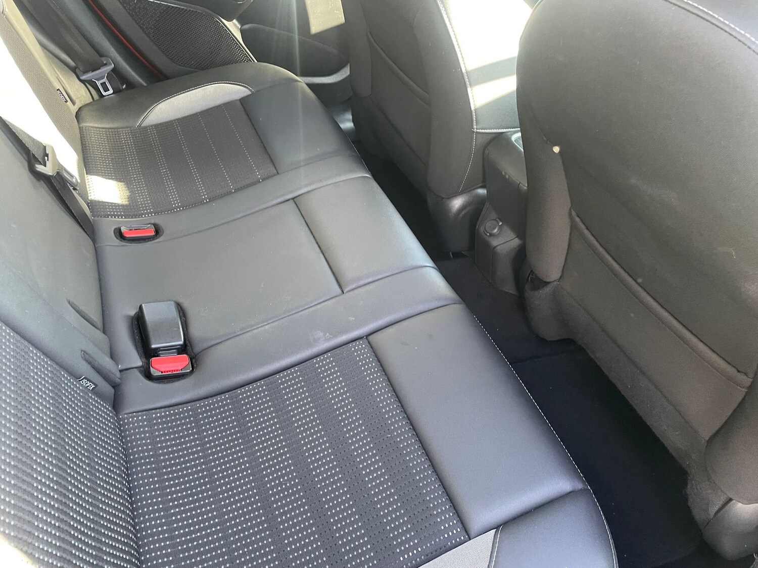 Used Peugeot 2008 2015 for sale - 77726240: Photo 13