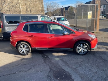 Used Peugeot 2008 2015 for sale - 77726240: Photo
