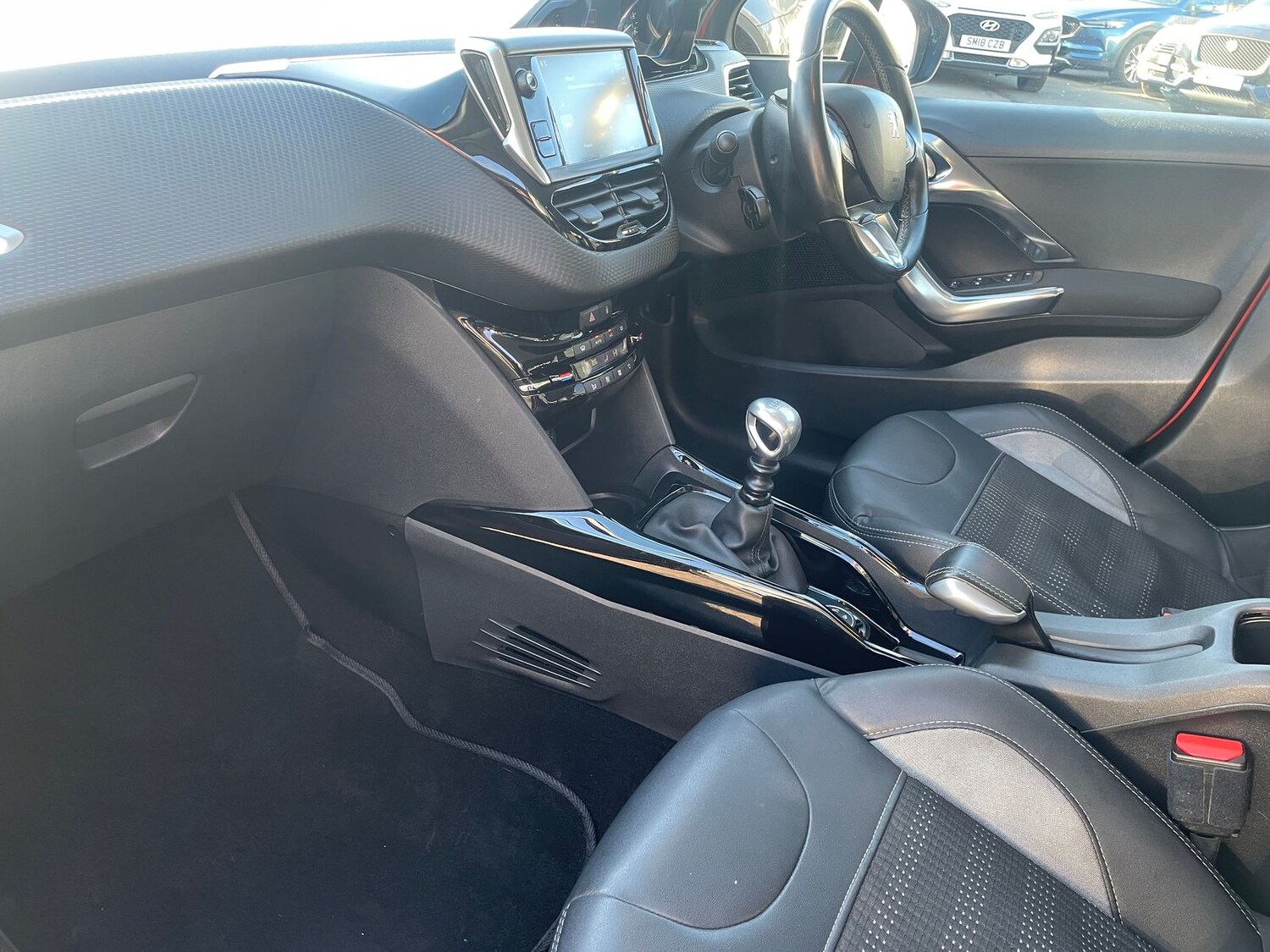 Used Peugeot 2008 2015 for sale - 77726240: Photo 9