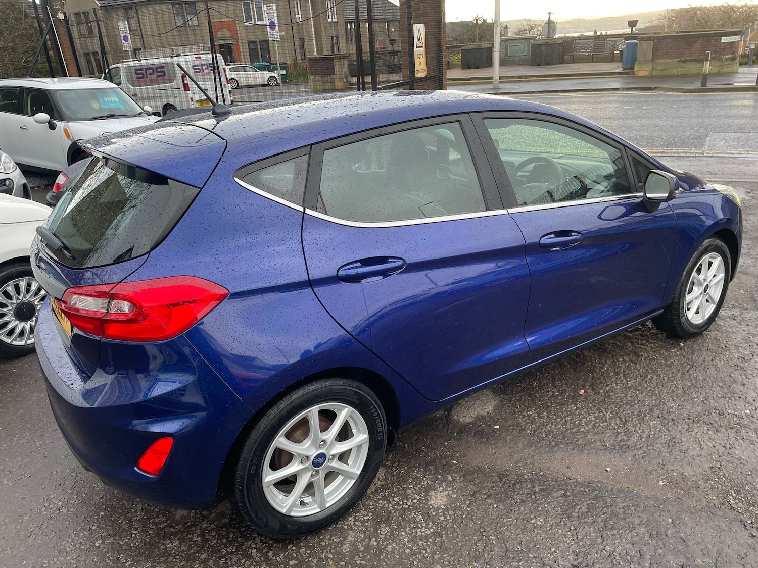 Used Ford Fiesta 2018 for sale - 77010623: Photo 4