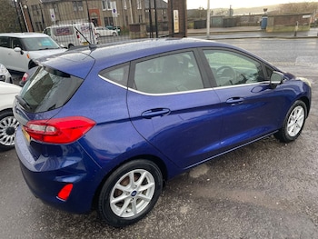 Used Ford Fiesta 2018 for sale - 77010623: Photo