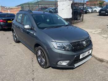 2017 - 0.9 TCe SE Summit 5dr
