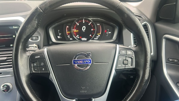 Used Volvo XC60 2016 for sale - 76229375: Photo 16