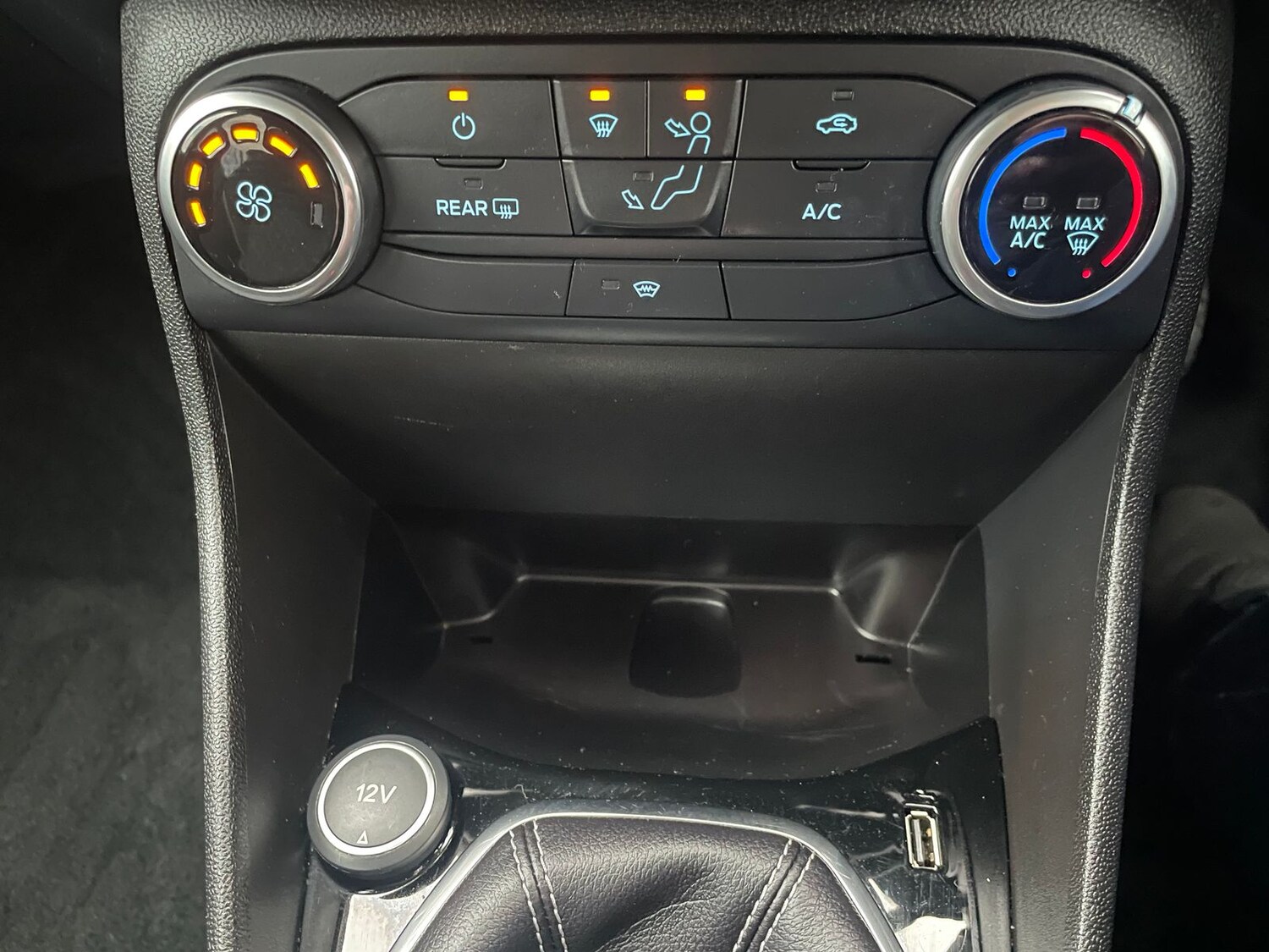 Used Ford Fiesta 2018 for sale - 76190883: Photo 19