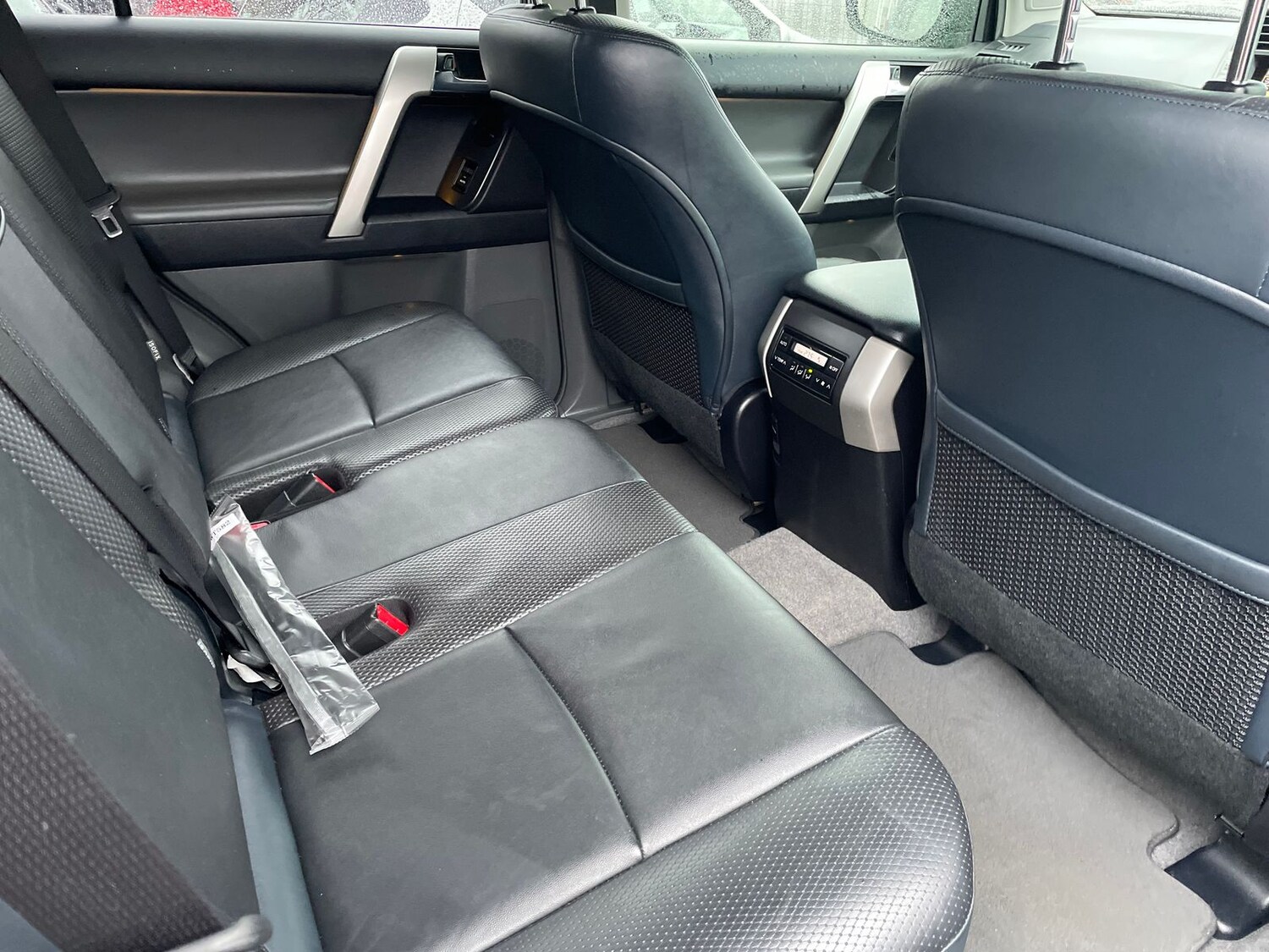 Used Toyota Land Cruiser 2013 for sale - 77480328: Photo 16