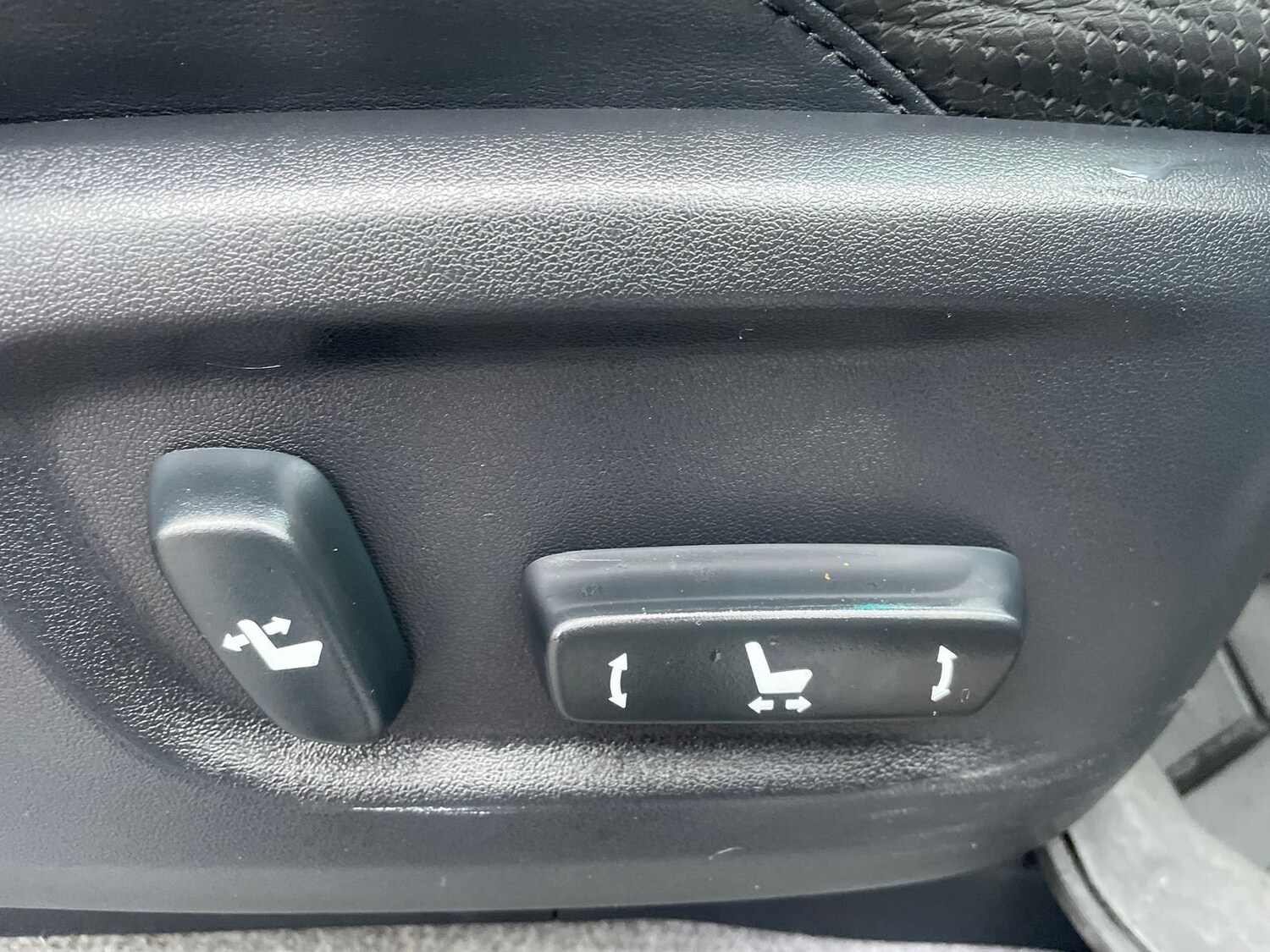 Used Toyota Land Cruiser 2013 for sale - 77480328: Photo 19