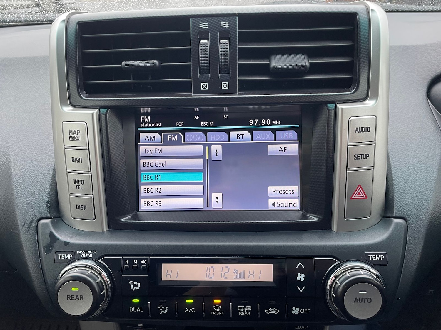 Used Toyota Land Cruiser 2013 for sale - 77480328: Photo 26