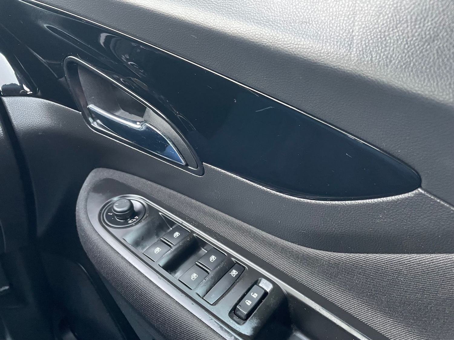 Used Vauxhall Mokka X 2018 for sale - 76928176: Photo 21