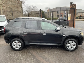 Used Dacia Duster 2019 for sale - 77043096: Photo
