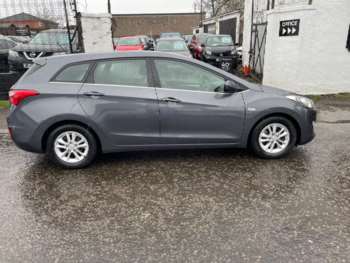 Used Hyundai i30 2017 for sale - 74410919: Photo