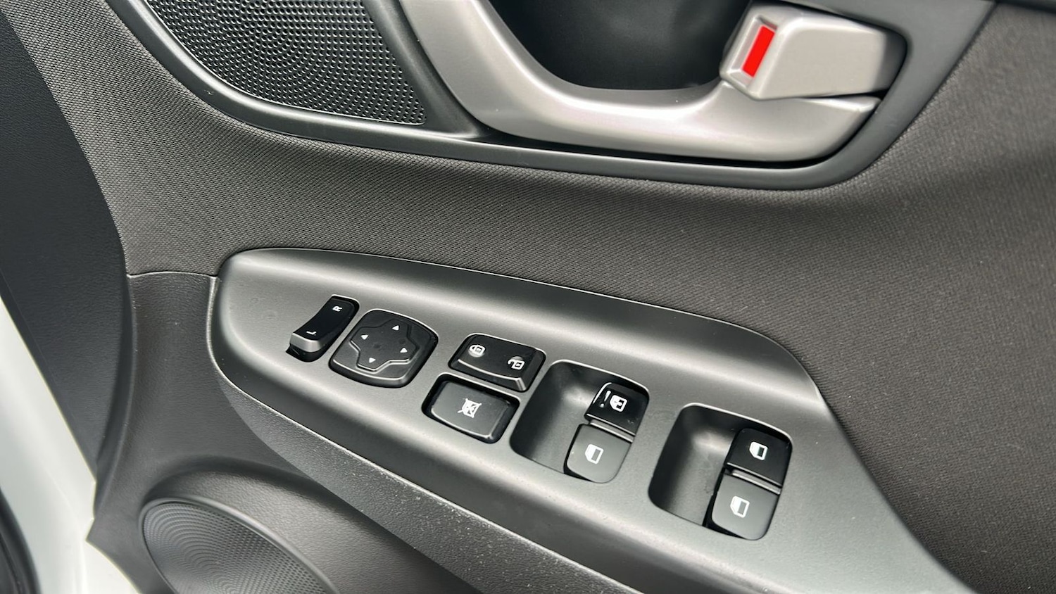 Used Hyundai KONA 2018 for sale - 76338662: Photo 11