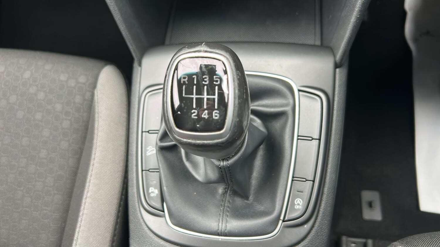 Used Hyundai KONA 2018 for sale - 76338662: Photo 16