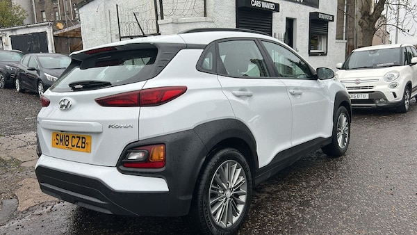 Used Hyundai KONA 2018 for sale - 76338662: Photo 4