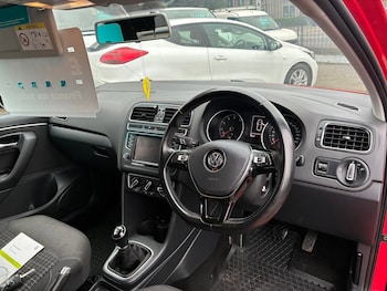 Used Volkswagen Polo 2014 for sale - 79571606: Photo