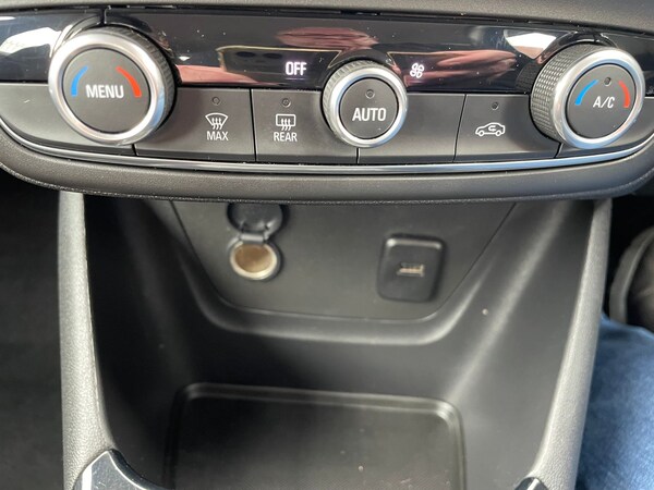 Used Vauxhall Crossland X 2018 for sale - 75365710: Photo 17